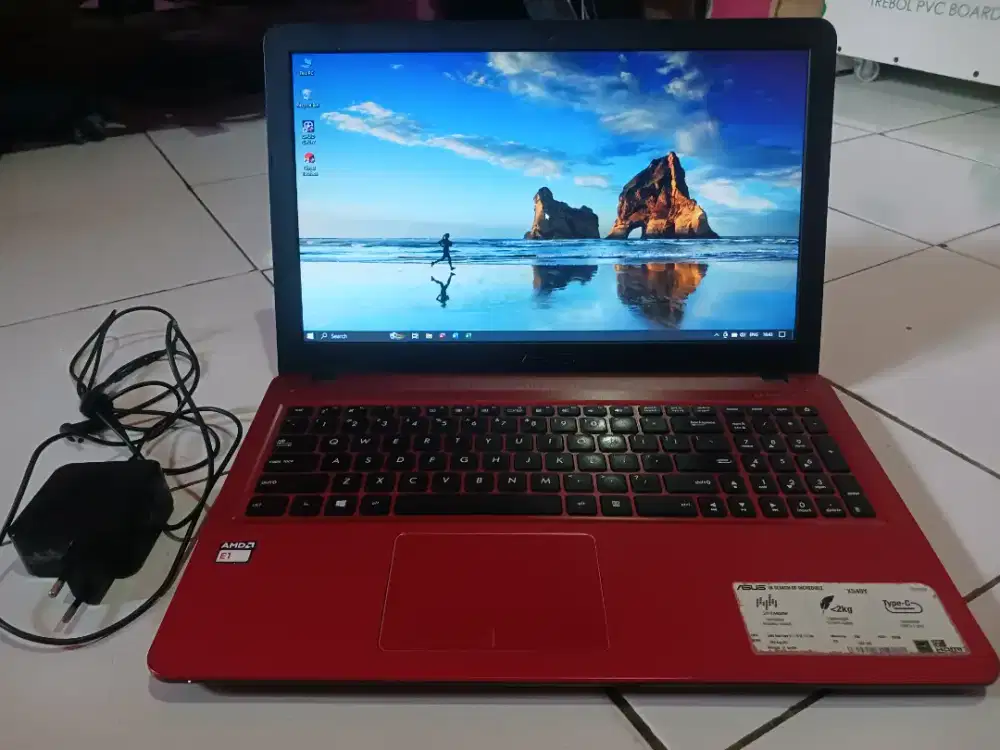 Laptop asus x540y sudah ssd