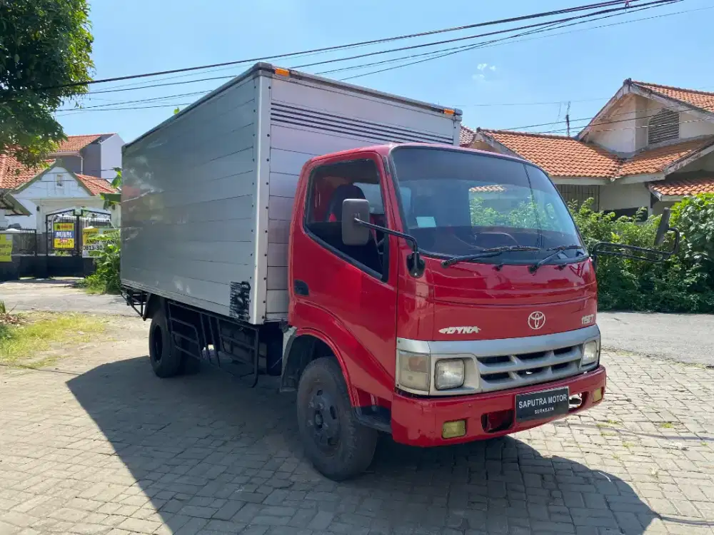 Truk Toyota Dyna 6rd Th2004 Box Jumbo