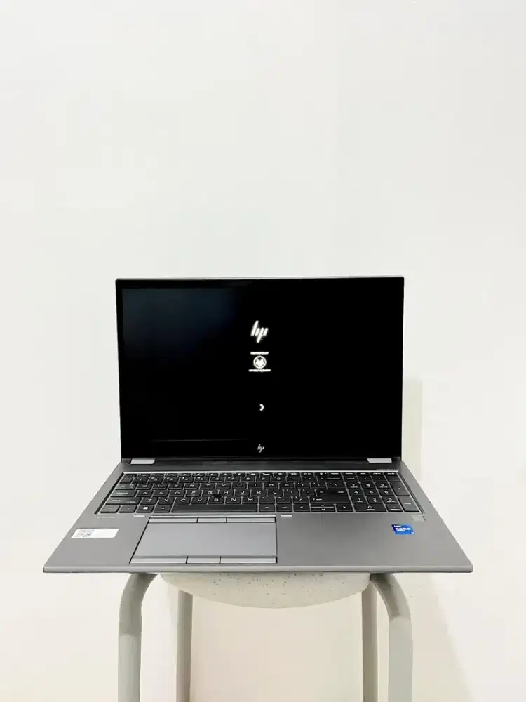 Hp Zbook Fury 845 G8