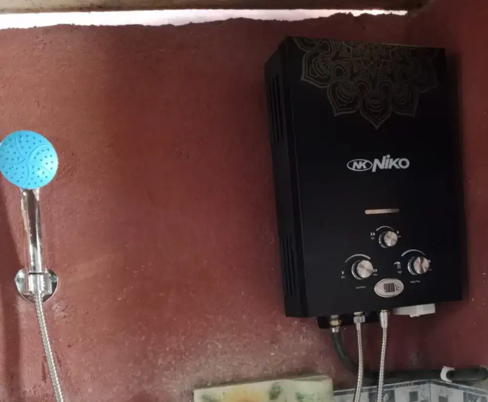 >> Pemanas Air Kamar Mandi Merk Niko