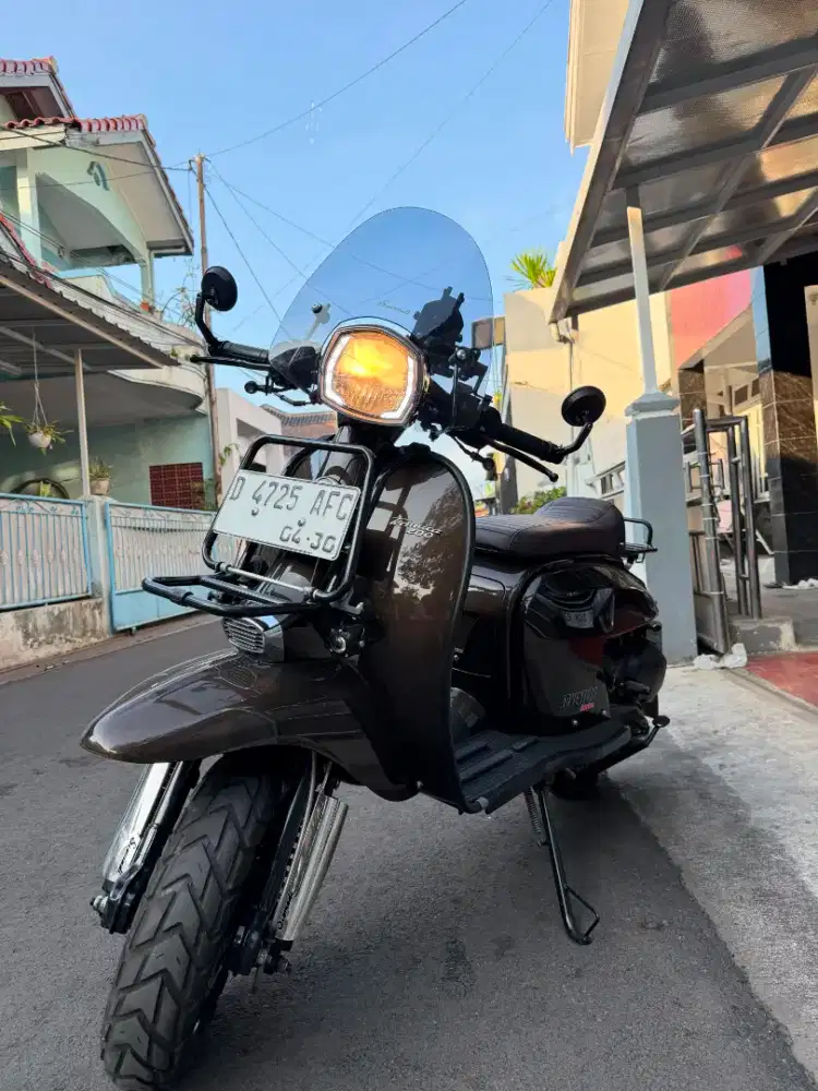 Scomadi Technica 200i Adventure warna Coklat