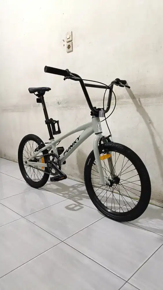 BMX ELEMENT FUNKY ALOY