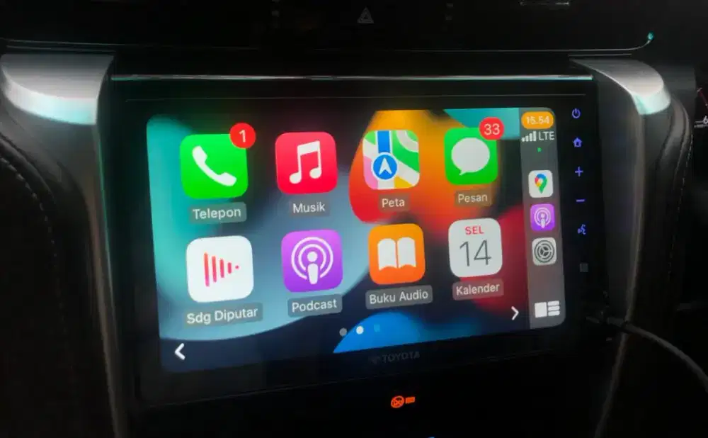 Headunit original fortuner GR Apple car play Android auto