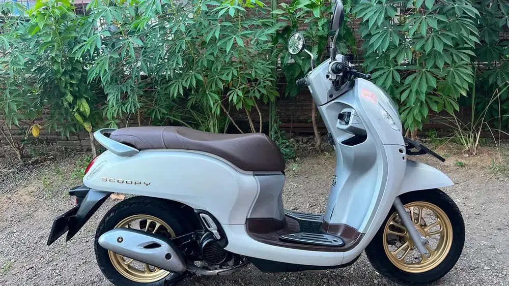 Dijual scoopy tahun 2021