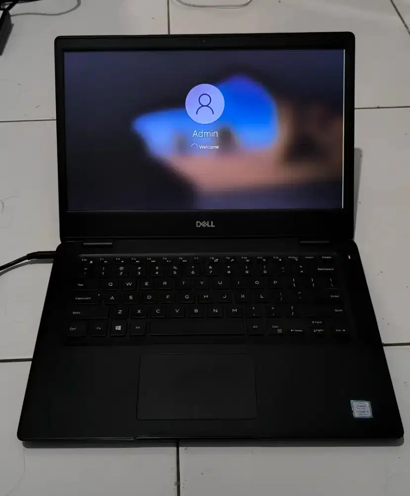 Dell slim i3 gen 8 ram 4 ddr4 keybord nyala window 10