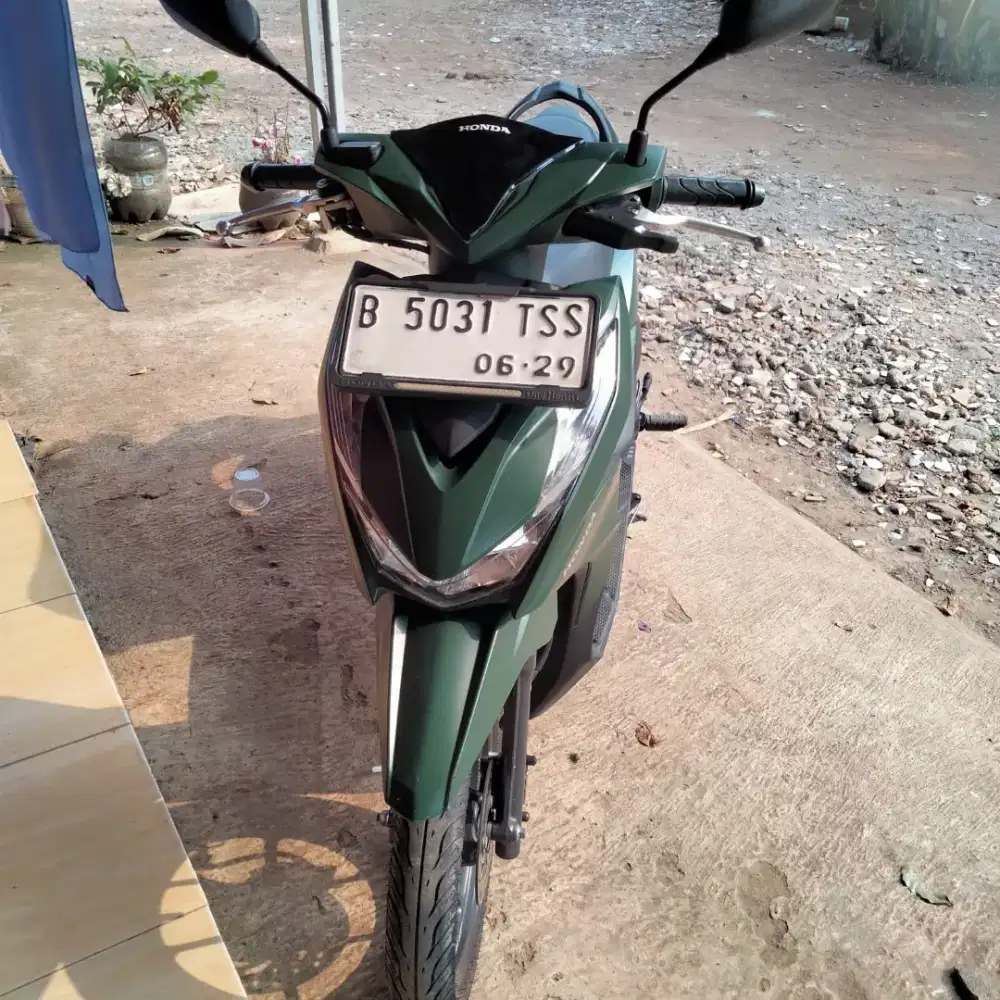Beat deluxe hijau army