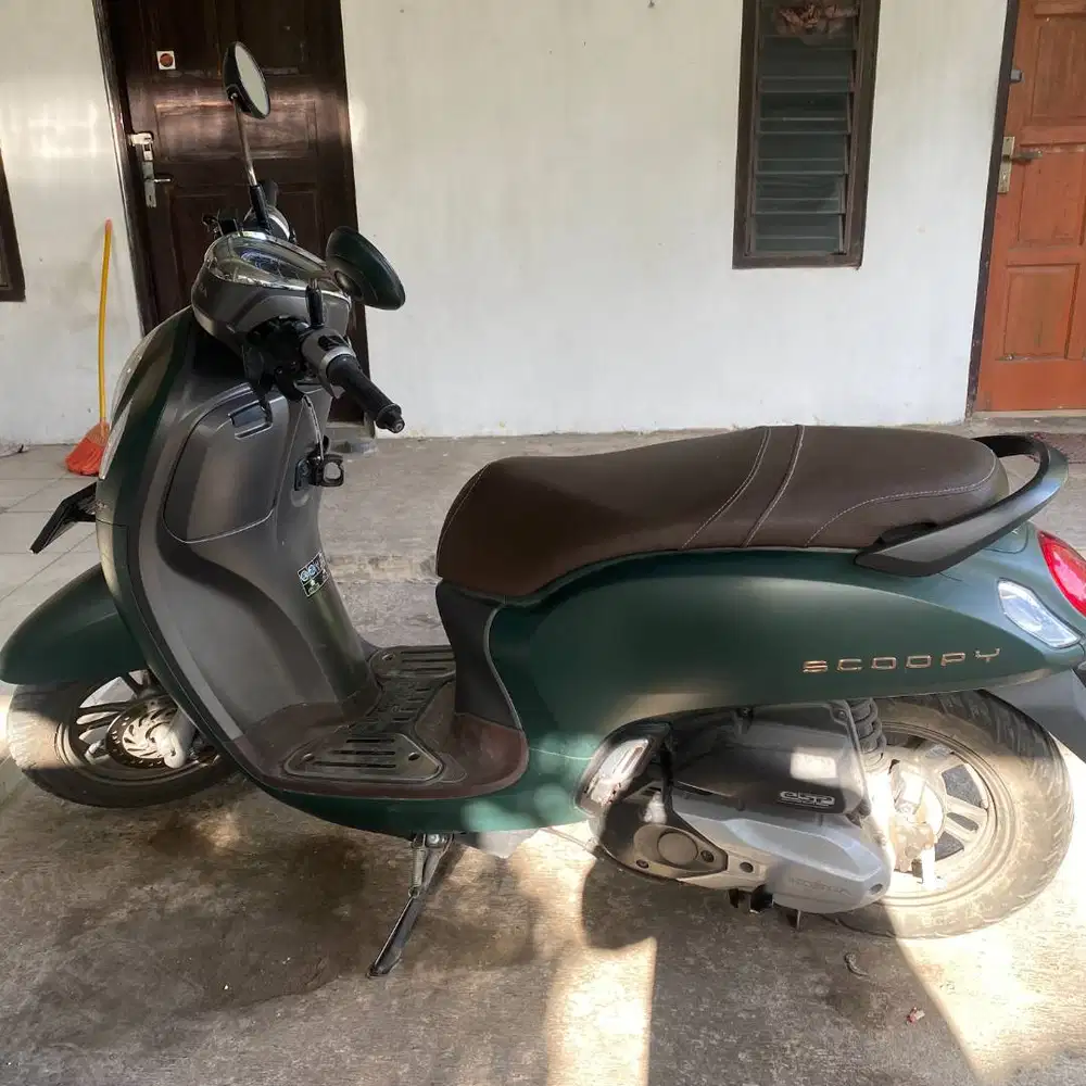 Jual Cepat Scoopy Prestige (smart key) 2023 hijau army