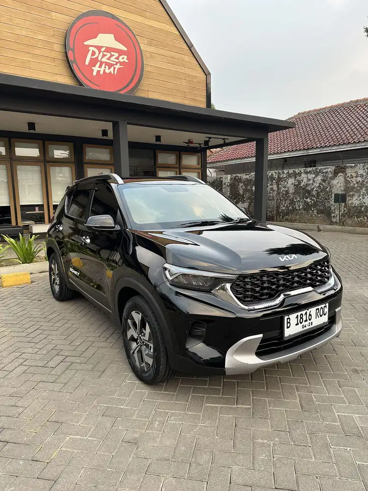 KIA Sonet 7 Seater 2021