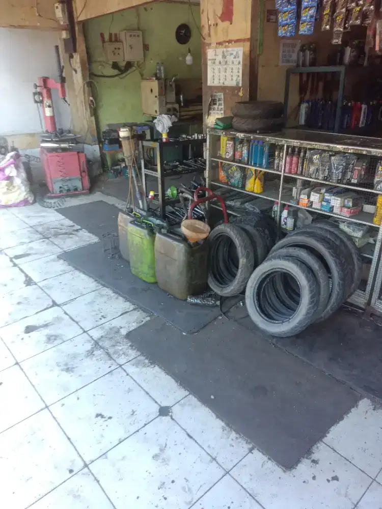 Bengkel sepeda motor