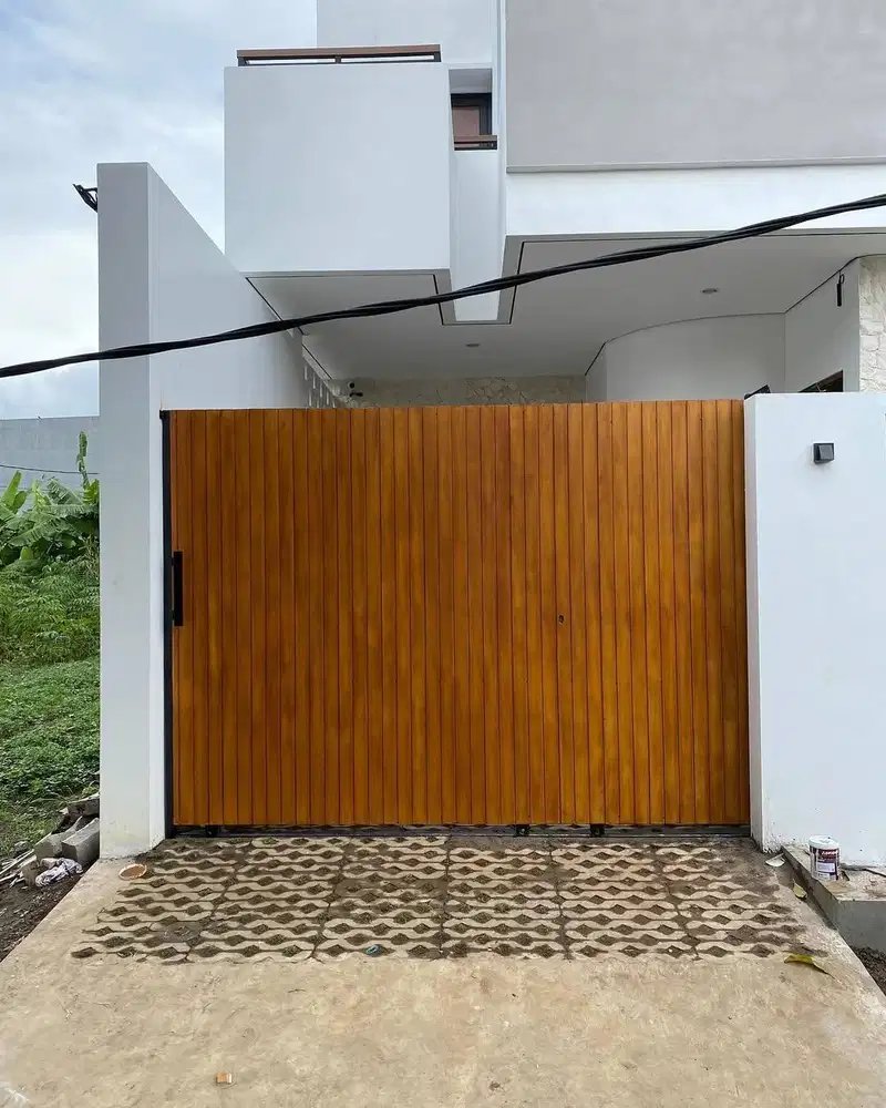 Pagar besi mewah