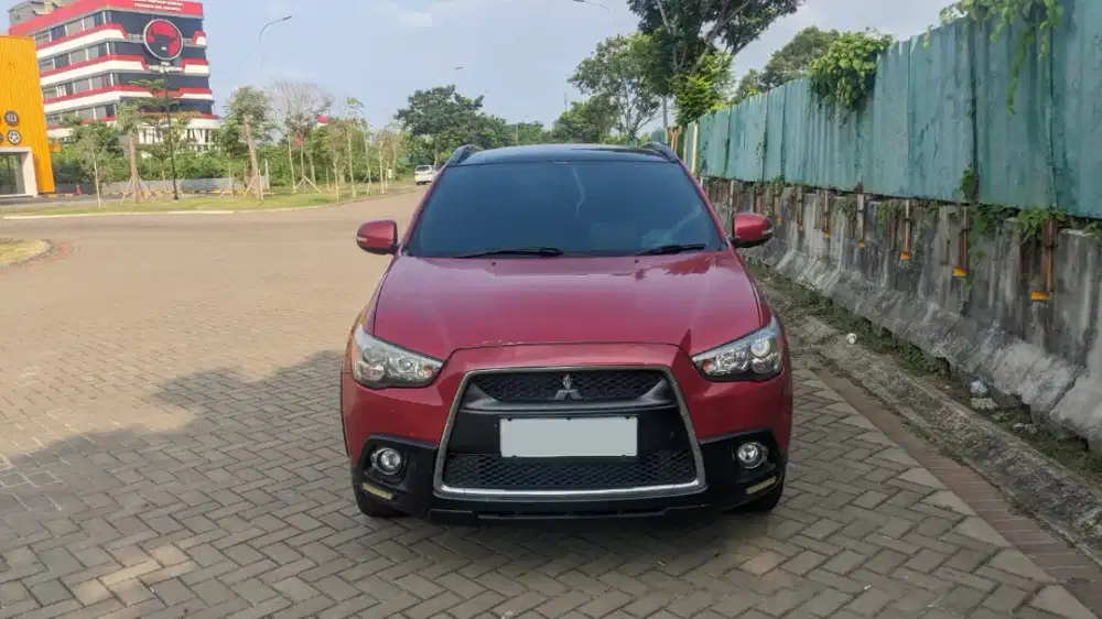 Mitsubishi Outlander Sport - 2014