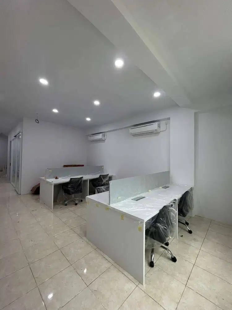 Disewakan Ruko 3 Lantai Siap Pakai di BSB Balikpapan Super Block