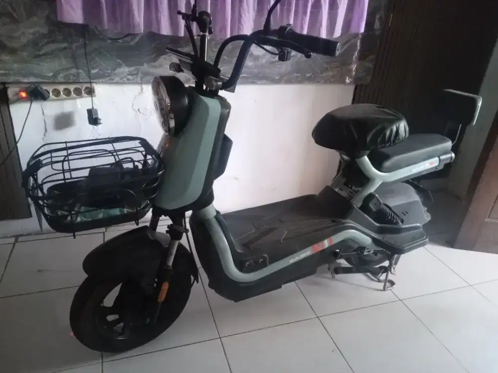 Sepeda listrik merk saige