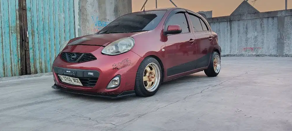 D jual mobil nissan march 2014