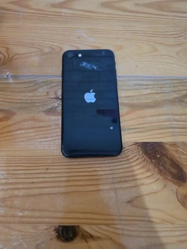 Iphone SE 3(2022) 64GB eks IBOX