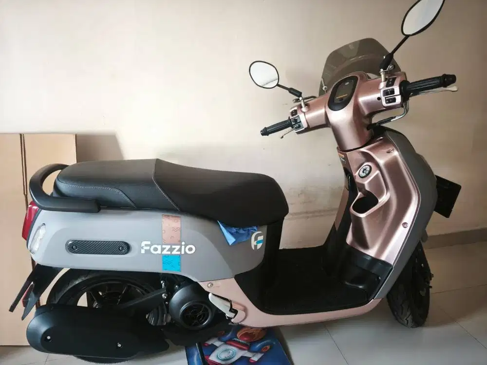 Yamaha Fazzio Km Rendah (1200 km) Surat -surat lengkap Ban Pirelli