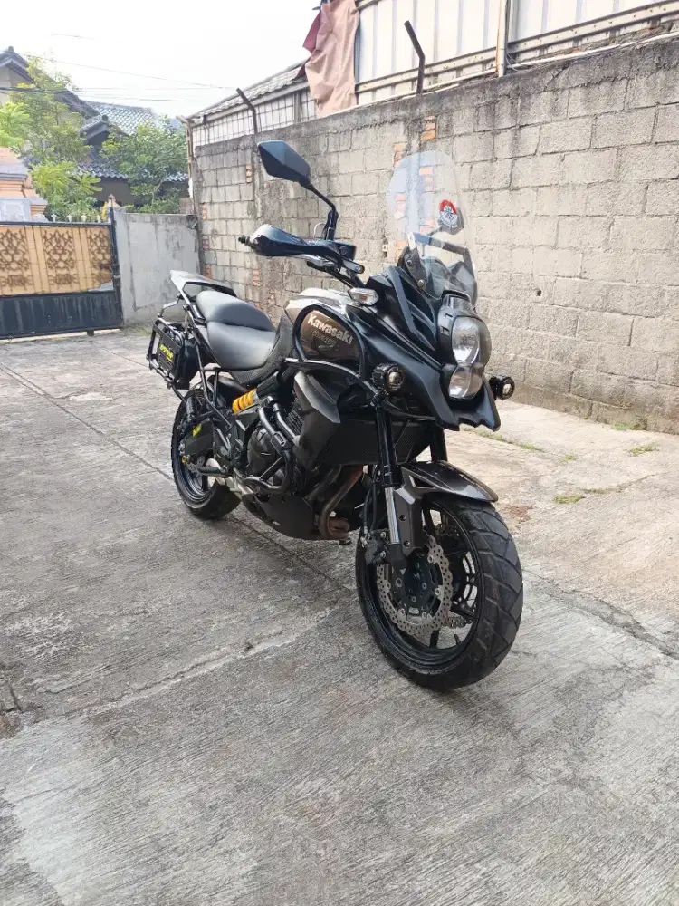 Kawasaki versys 650 reg 2013 good condition