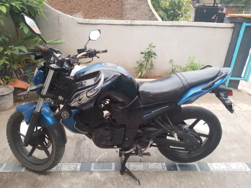 Yamaha byson biru