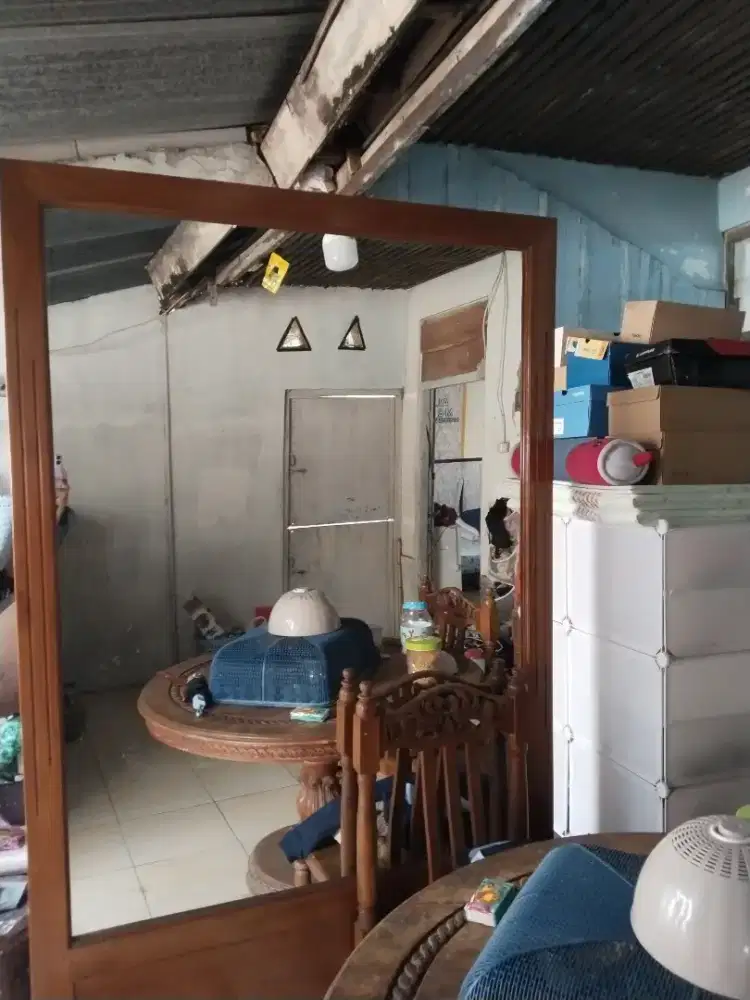 Kaca Besar bisa buat ootd kayu jati