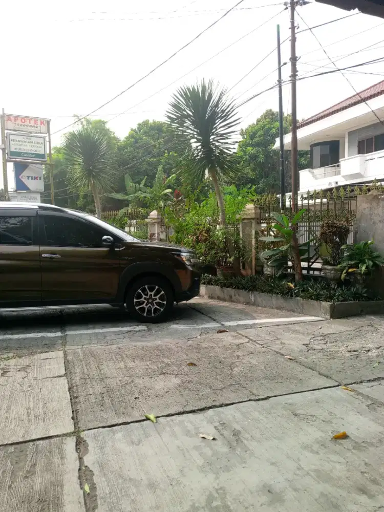 Dicari karyawan penJaga warung tahu