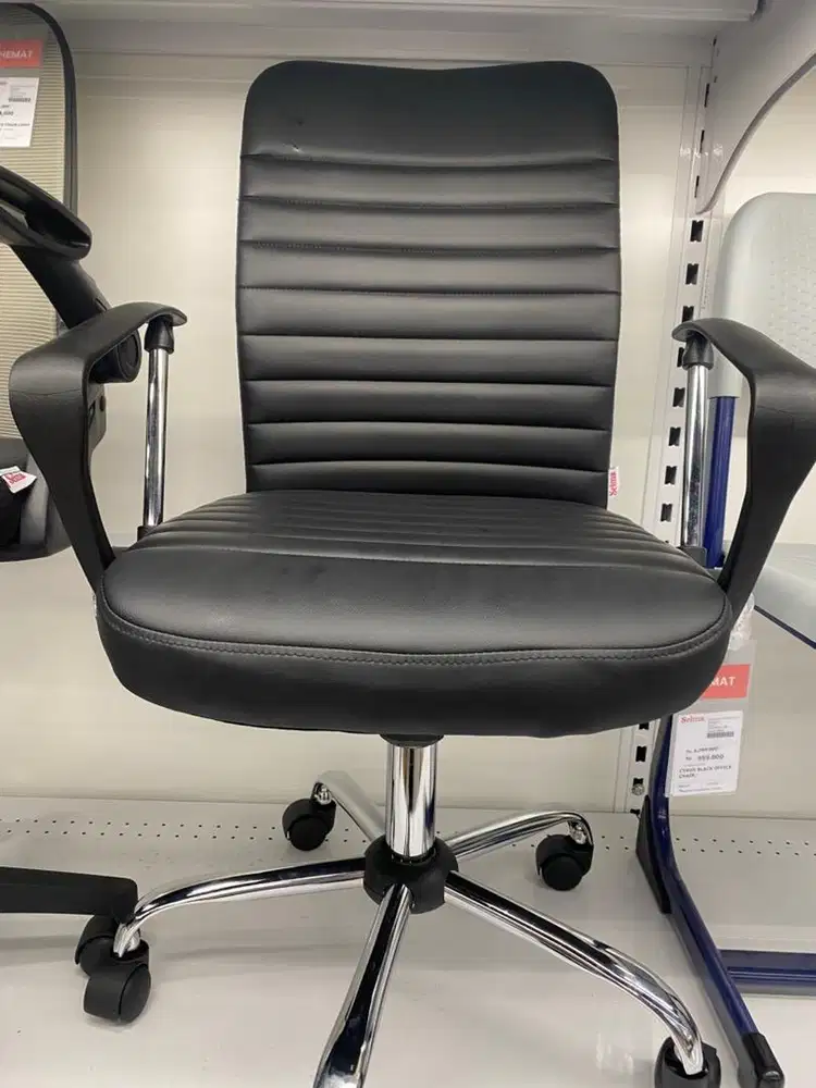 kursi kantor cyrus