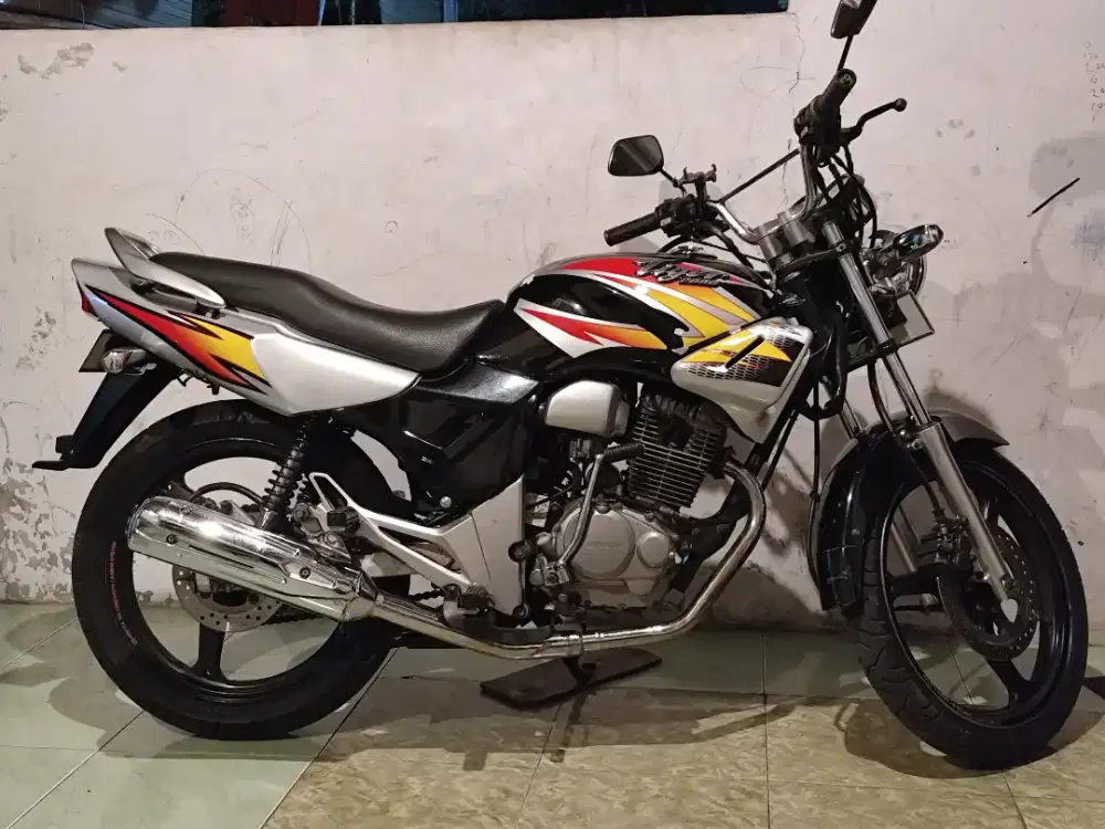 Honda tiger 2000