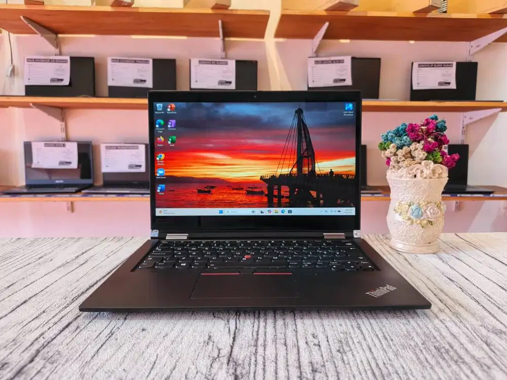 Laptop LENOVO THINKPAD X390 YOGA Intel Core i5-8265U Touchscreen