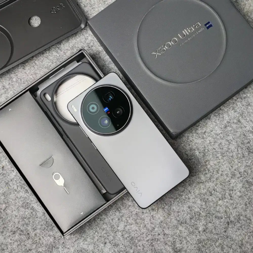 Vivo X300 Ultra 16/512 Resmi