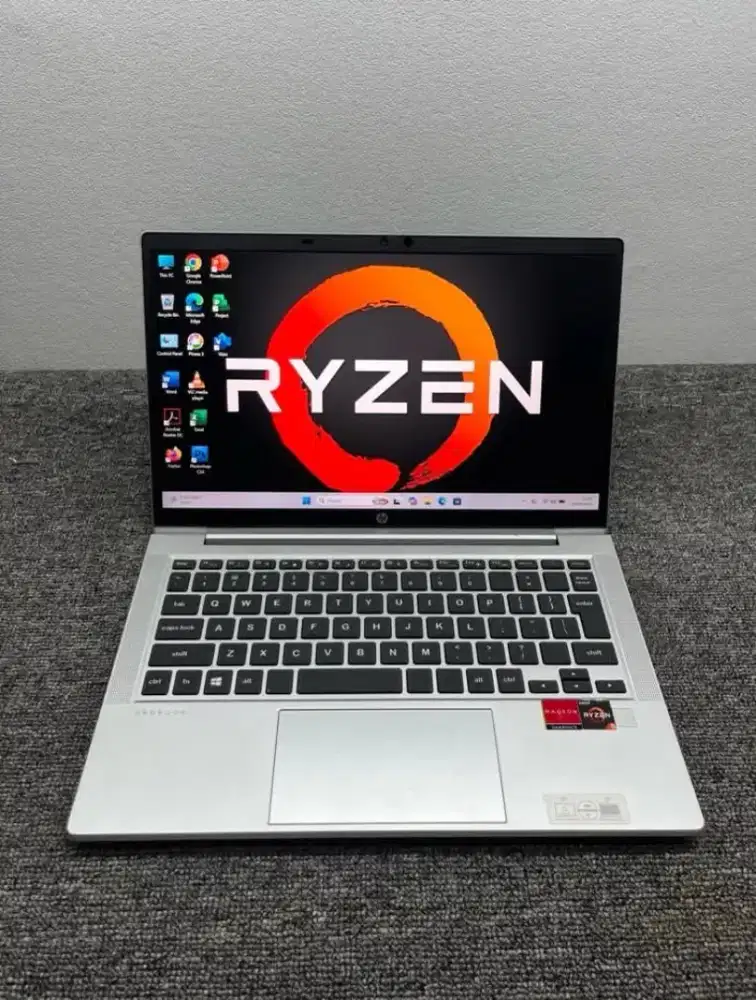 Laptop Multitasking Super Cepat – Kerja Lancar, Kuliah Nyaman!!