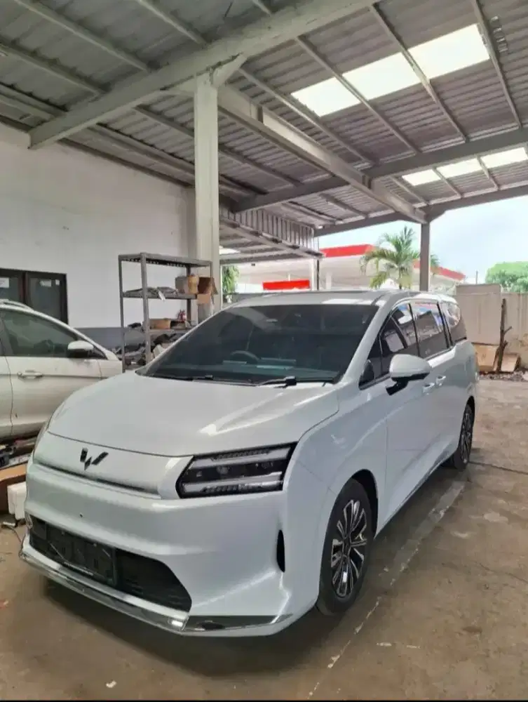 Wuling Darion EV EX putih thn 2026 low km
