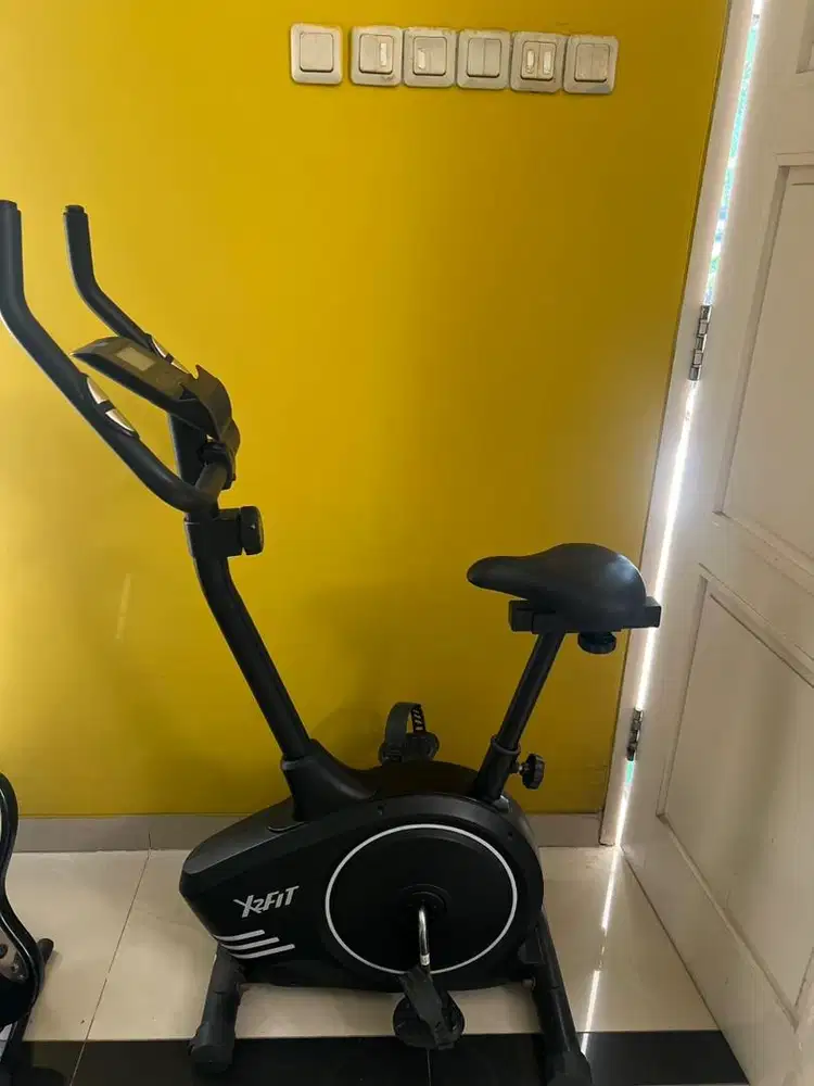 SEPEDA STATIS X2FIT (second)