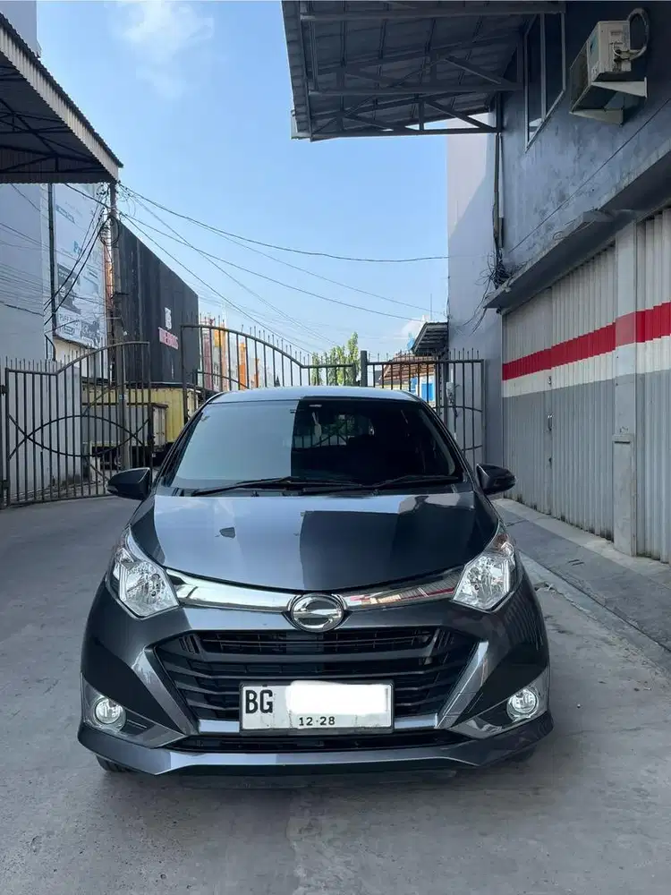 Dijual Daihatsu Sigra R Deluxe Matic 2016