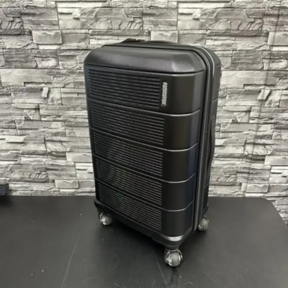 Koper American Tourister Cabin size 20 New  Black termurah sisa 1