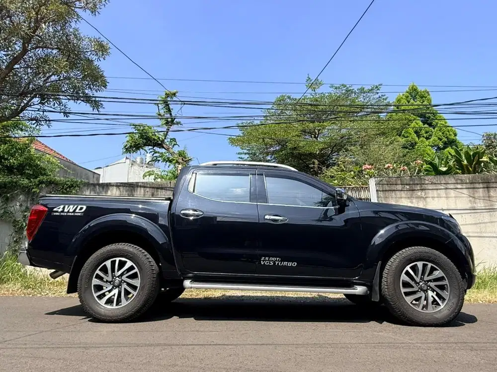 Jual koleksi Nissan Navara NP300