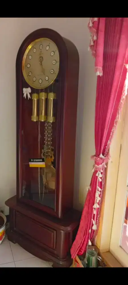 Jam merk junghans kondisi normal terawat