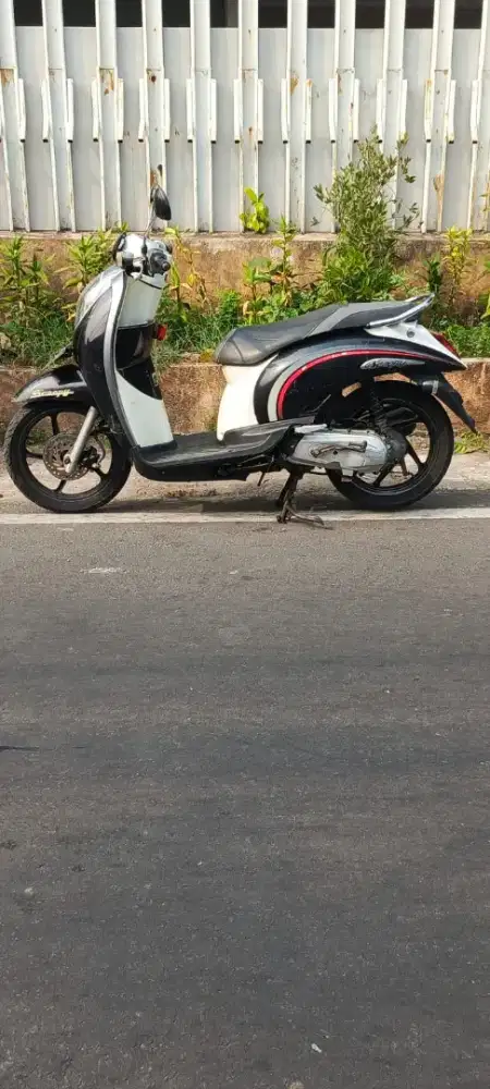 Honda Scoopy 2012 Karbu