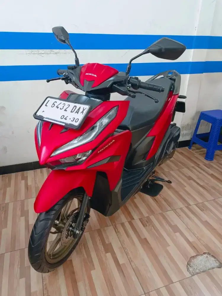 VARIO ESP CBS ISS EXCLSV FI ECO 125 2025 KM LOW BISA KREDIT