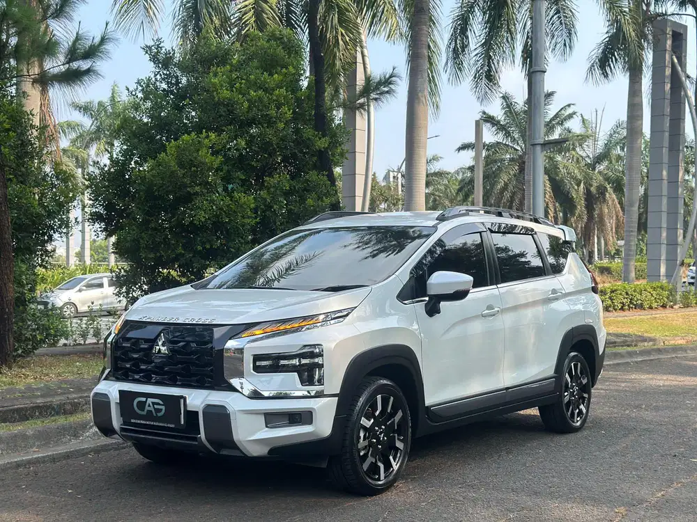 2025 MITSUBISHI XPANDER CROSS PREMIUM 1.5 AT MATIC KM 9RB!!