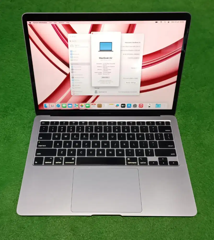 Apple MacBook Air 2020 Intel i3 8/128 GB Grey Murah