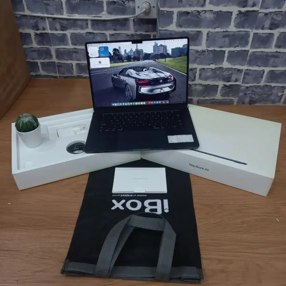 Macbook Air Retina 2024