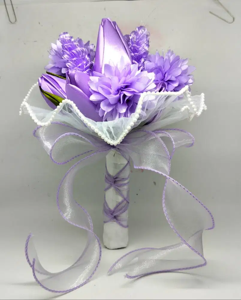Wedding buket pita satin