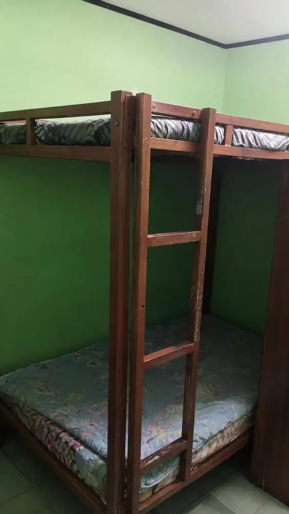 RANJANG TINGKAT BESI