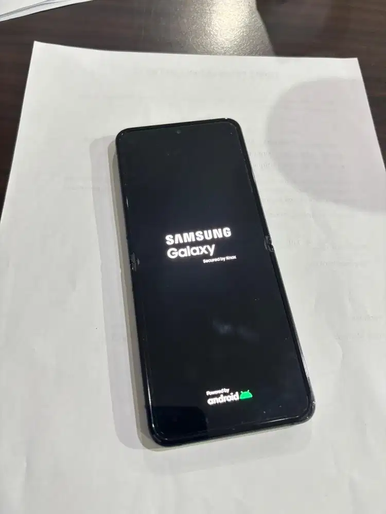 Jual Samsung Galaxy Flip 4 resmi