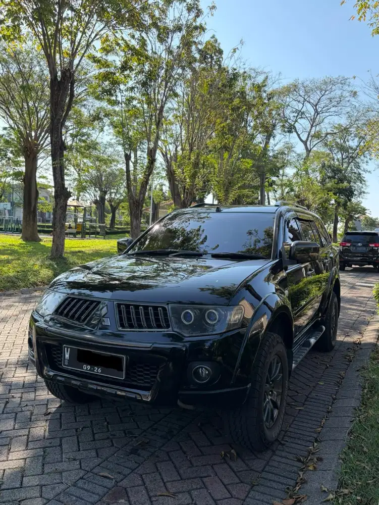 JUAL Mitsubishi Pajero Sport Exceed AT 2010 Perorangan / Individu