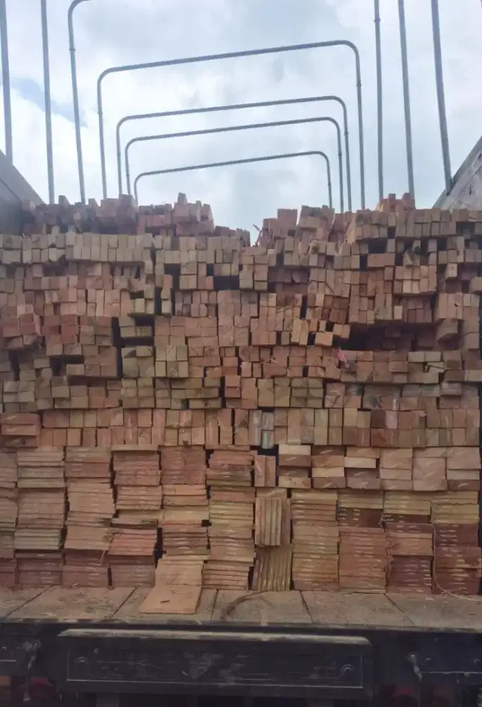 Dicari tukang bongkar kayu freelance daerah banjarbaru
