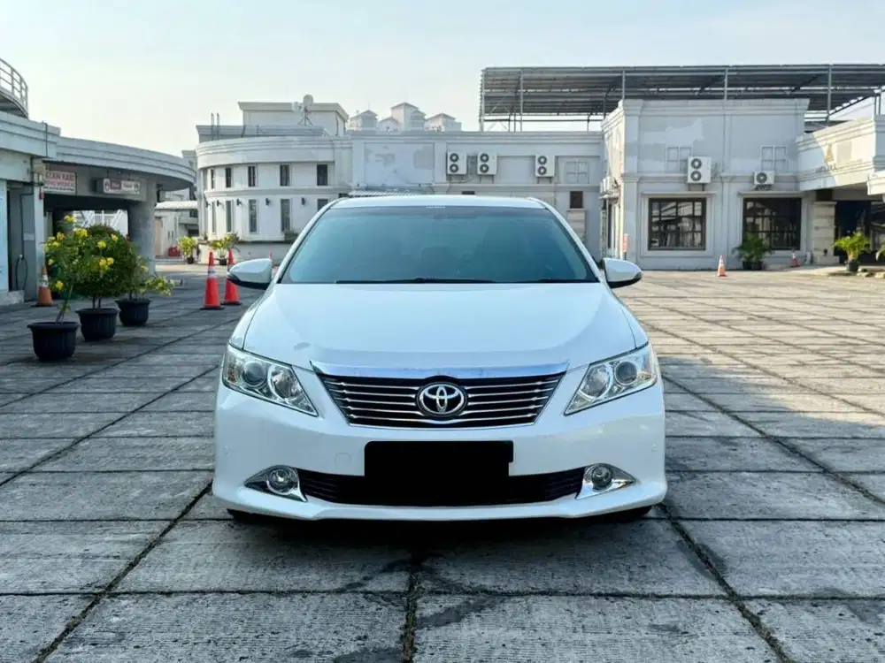 Toyota Camry 2.5 V 2013