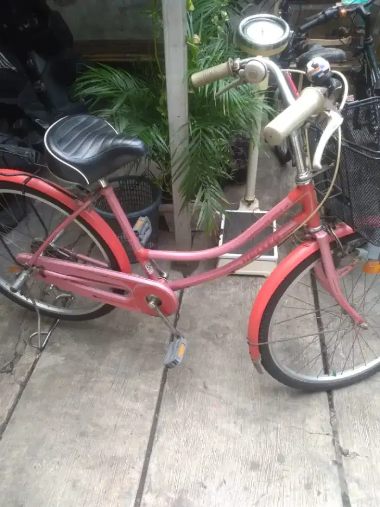 Jual sepeda Keranjang merk UNITED CLASS