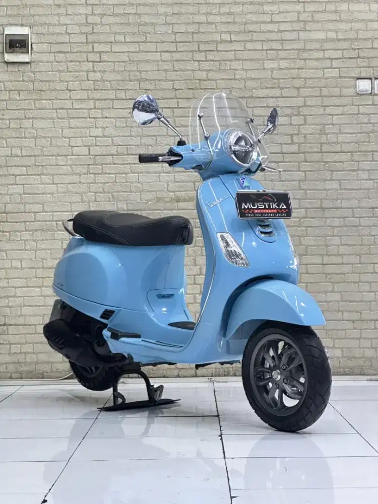 TERMURAH‼️ Vespa LX 125 2022 LED Blue Capri - Dava mustika