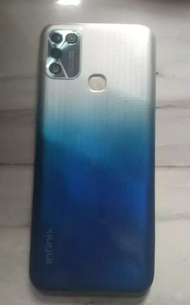 Infinix hot 11 play minus