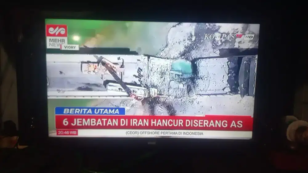 Led TV AkaRi 25 inc Analog